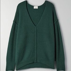 Aritzia Wilfred Free Relaxed V-Neck Sweater